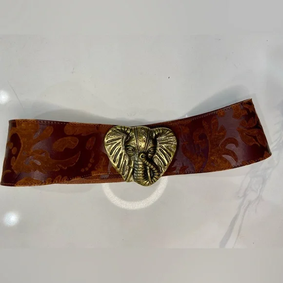 Lucky Penny Belt Small Brown Leather Western Boho Brass Tone Anthropologie Lucky Penny | Accessories | Lucky Penny Belt Small Brown  main image 2